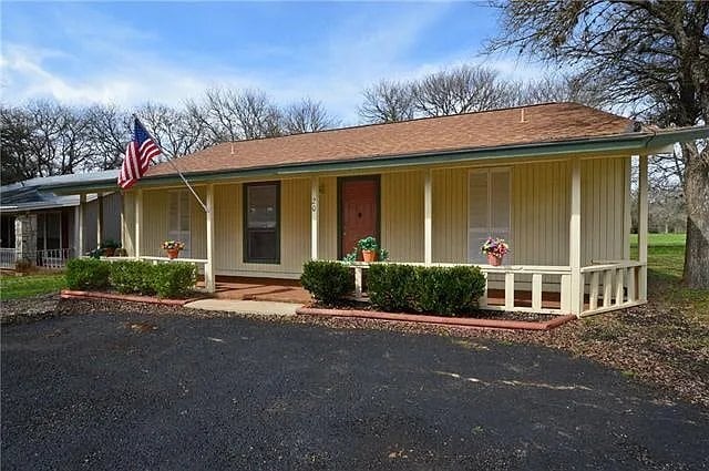 property at 20 Wildwood Cir