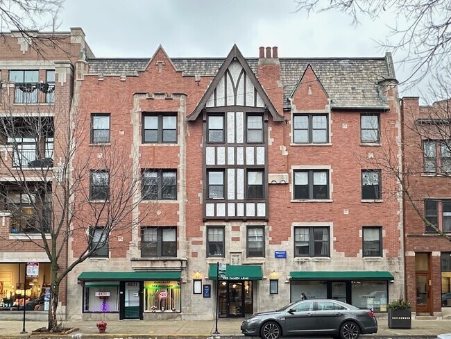property at 4832 N Damen Ave