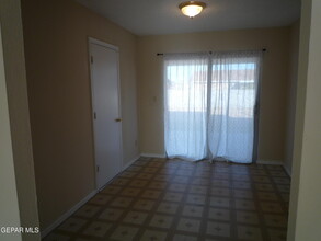 10708 Levelland Pl in El Paso, TX - Building Photo - Building Photo