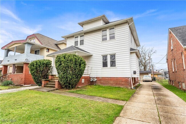 1807 Wexford Ave in Parma, OH - Building Photo - Building Photo