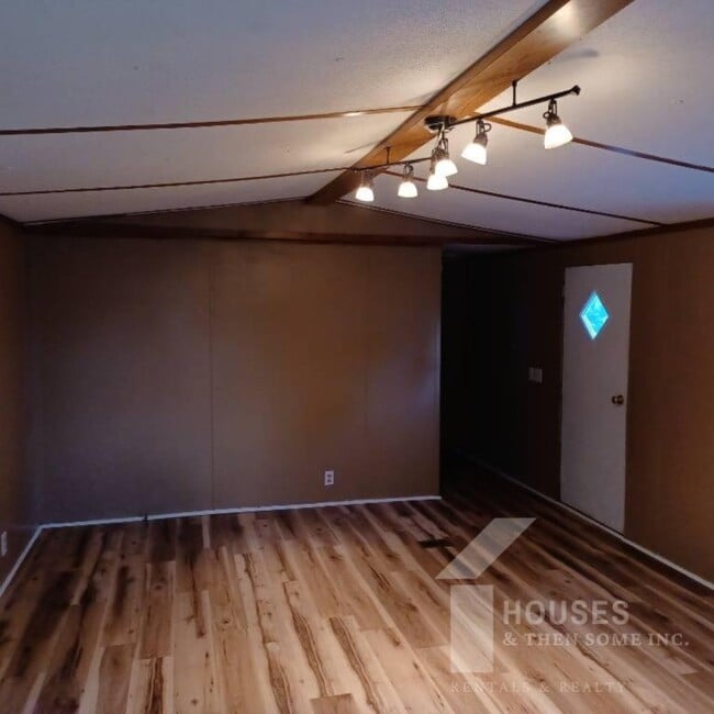 154 Schoolyard Rd in Boiling Springs, SC - Building Photo - Building Photo