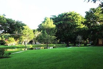 10709 Cleary Blvd in Plantation, FL - Building Photo - Building Photo
