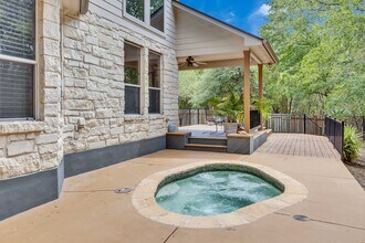 10616 Big Thicket Dr in Austin, TX - Building Photo - Building Photo