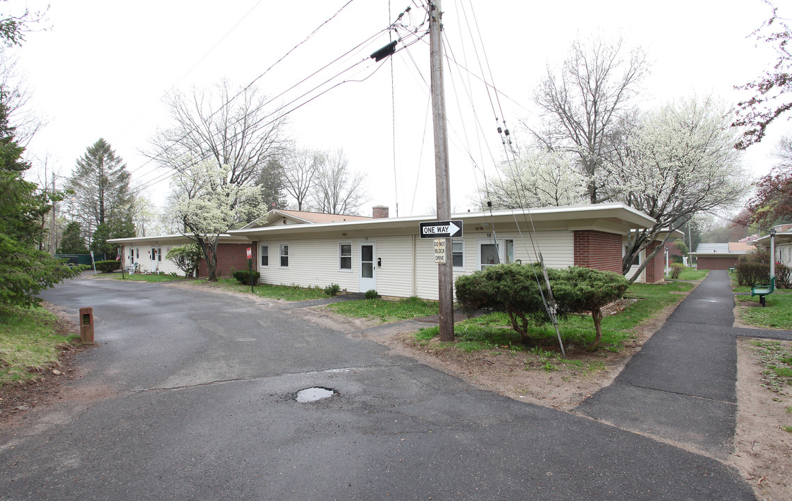 Security Manor in New Britain, CT - Building Photo