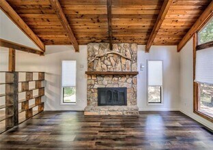 2915 Creek Park Dr in Marietta, GA - Building Photo - Building Photo
