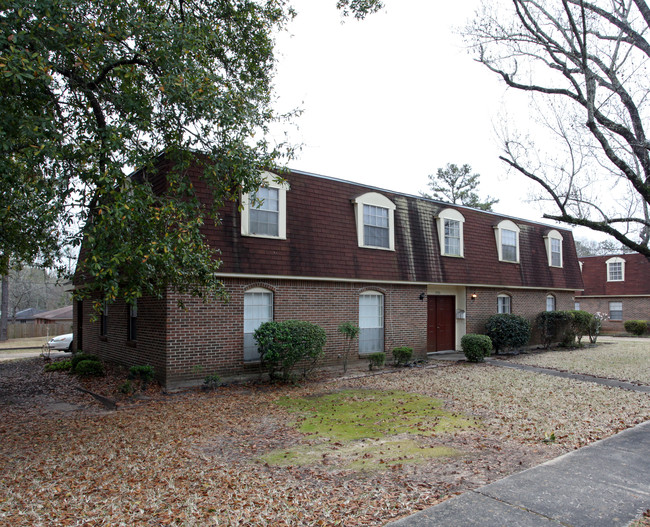 Overlook Villas in Mobile, AL - Building Photo - Building Photo