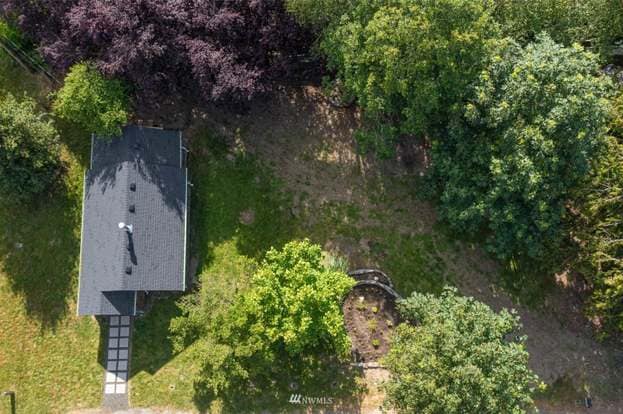 926 Austin Ave in Port Orchard, WA - Foto de edificio - Building Photo