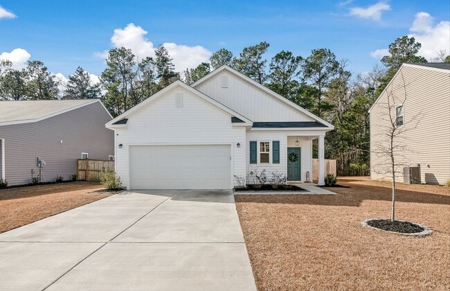 property at 565 Abigail St
