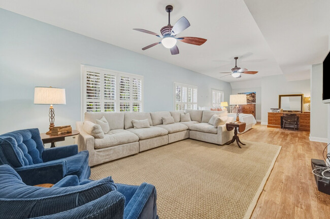 property at 21 Wallace Pate Dr