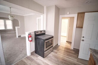 3652 E 151st St in Cleveland, OH - Building Photo - Building Photo