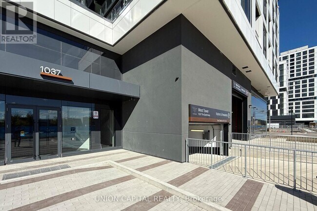 1037 The Queensway in Toronto, ON - Building Photo - Building Photo