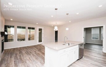 4070 Hidden Gulch Rd in Castle Rock, CO - Building Photo - Building Photo