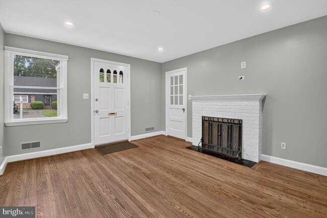 property at 9315 Linden Ave