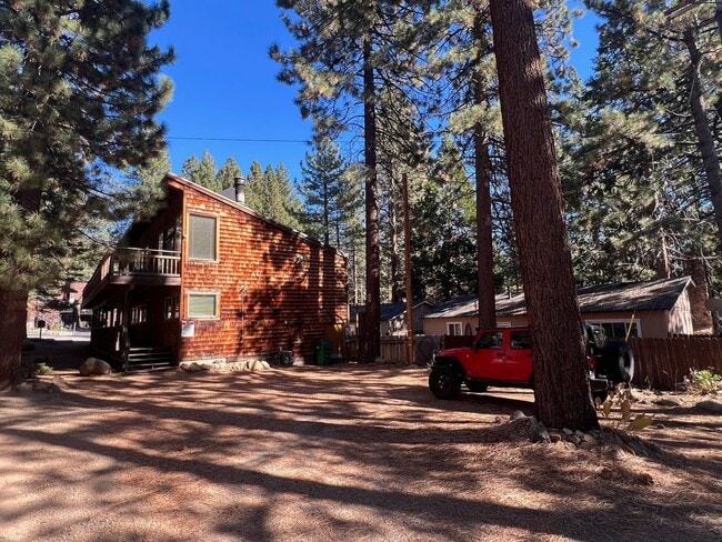 property at 915 Harold Dr