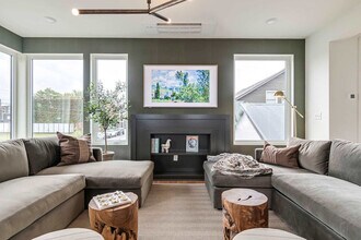 1117 3rd Ave S in Nashville, TN - Foto de edificio - Building Photo