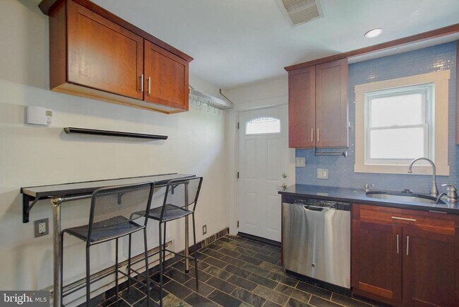 2619-25 South St in Philadelphia, PA - Building Photo - Building Photo