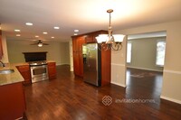 590 Sailwind Dr in Roswell, GA - Foto de edificio - Building Photo