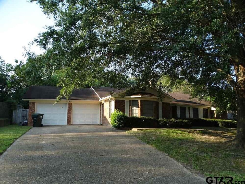 613 Beth Dr in Tyler, TX - Building Photo