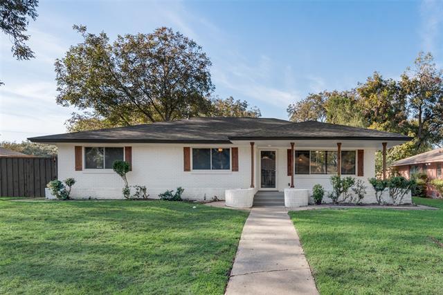 property at 4923 Haywood Pkwy