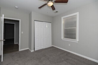 2708 Olive St in Kansas City, MO - Building Photo - Building Photo