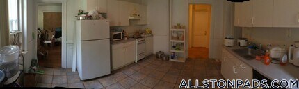 8 Barrows St, Unit 1 in Boston, MA - Foto de edificio - Building Photo