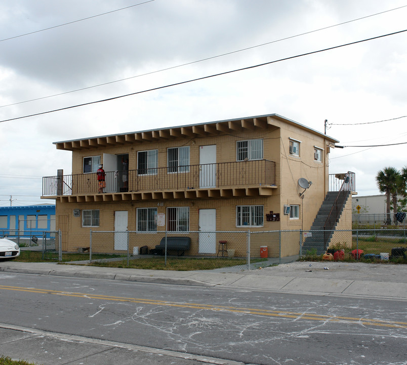 441 SW 2nd Ave in Homestead, FL - Building Photo