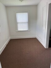 226 Lancaster Ave, Unit Apartment D in Richmond, KY - Foto de edificio - Building Photo