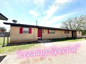 6503 Avenue R in Lubbock, TX - Building Photo