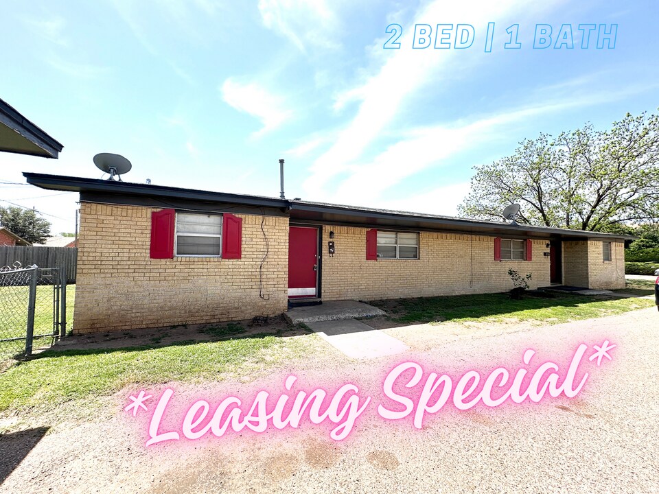 6503 Avenue R in Lubbock, TX - Building Photo