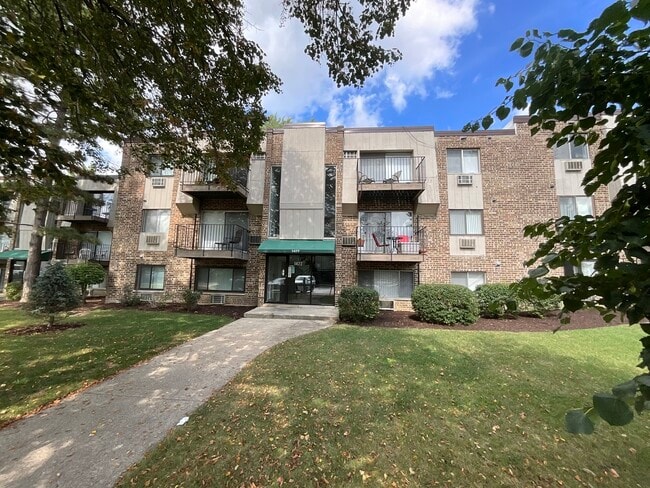 property at 1477 N Winslowe Dr