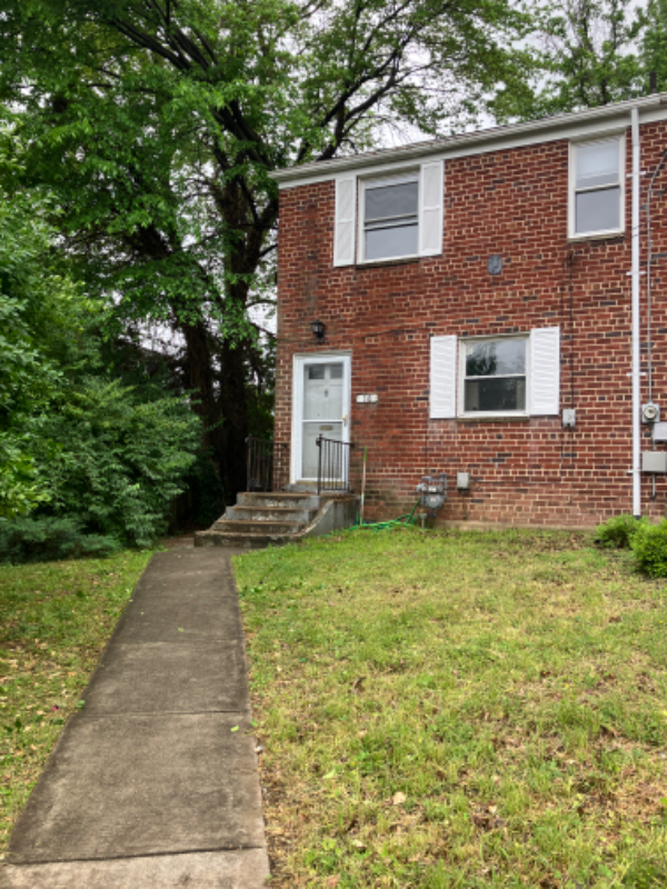 property at 18 Ancell St