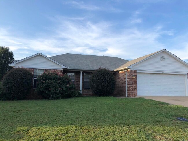 property at 2830 York Ln