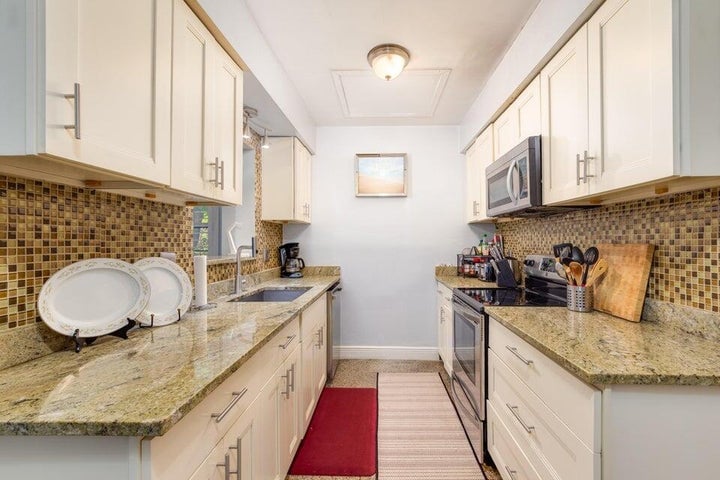 145 SE 3rd Ave in Boynton Beach, FL - Building Photo