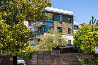 1101 W El Camino Real in Mountain View, CA - Building Photo - Building Photo