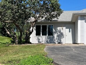 3023 25th St NW in Rochester, MN - Building Photo - Building Photo