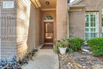 127 S Winterport Cir in Spring, TX - Building Photo - Building Photo