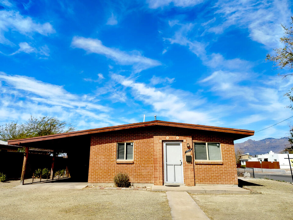 1333 E Lee St in Tucson, AZ - Building Photo