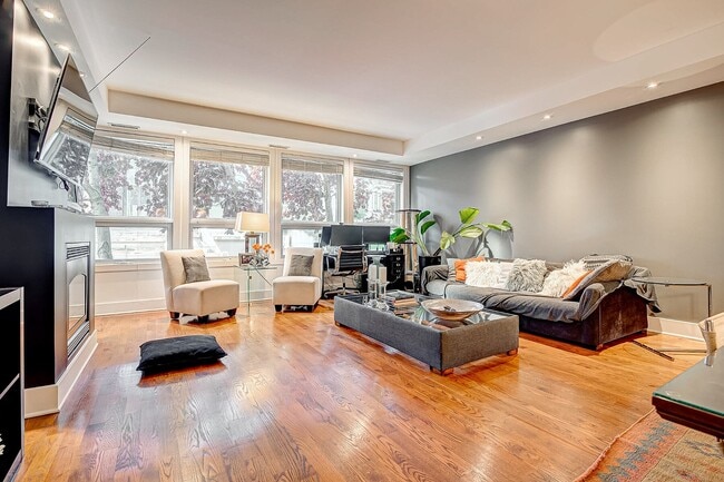 property at 1400 Avenue Overdale