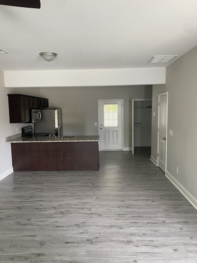 110 Clark Branch Rd in Florence, SC - Building Photo - Building Photo