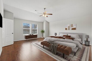 12553 Canyon Hill Drive in Willis, TX - Building Photo