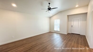 2127 Langford Ave in Lubbock, TX - Building Photo - Building Photo