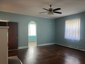 214 Goffe Terrace in New Haven, CT - Foto de edificio - Building Photo