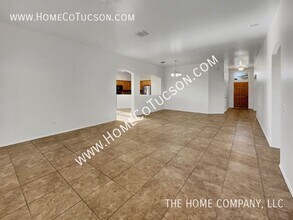1061 S Seldon Pl in Vail, AZ - Building Photo - Building Photo