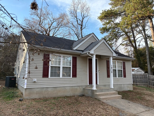 1915 Birmingham Ave in Durham, NC - Building Photo - Building Photo
