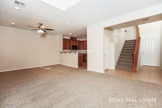 9263 Moonlight Nest Ln in Las Vegas, NV - Building Photo - Building Photo