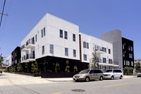 Pacific Avenue Arts Colony in San Pedro, CA - Foto de edificio - Building Photo