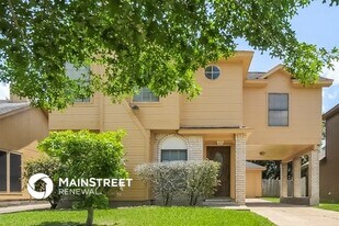 16107 Diamond Ridge Dr in Houston, TX - Building Photo