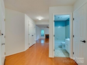 19827 Henderson Rd in Cornelius, NC - Building Photo - Building Photo