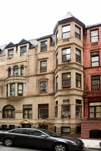 245 W 76th St in New York, NY - Building Photo - Building Photo