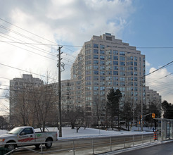 Marina Del Rey - Phase II in Toronto, ON - Building Photo - Building Photo